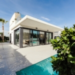 10 Tips for Buying a Luxury Property: A Comprehensive Guide for Potential Buyers