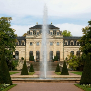 Elevating Your Instagram Presence: Mastering Luxury Real Estate Marketing